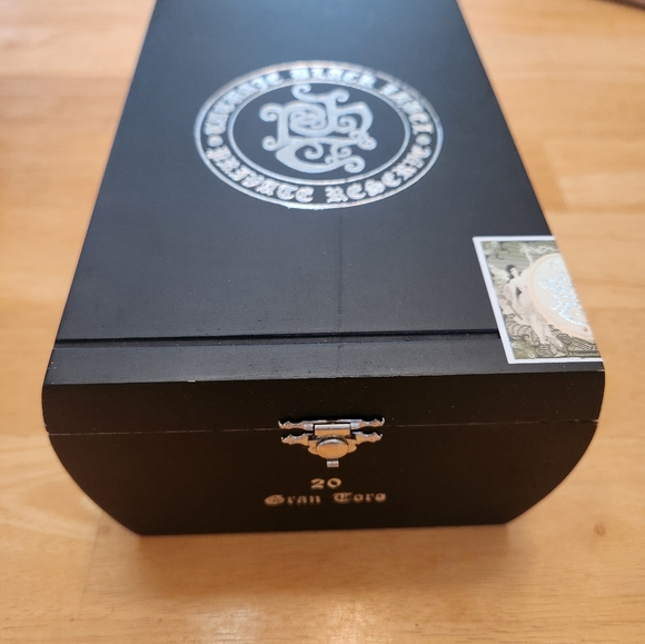 Cigar Boxes - Picture 8 of 11